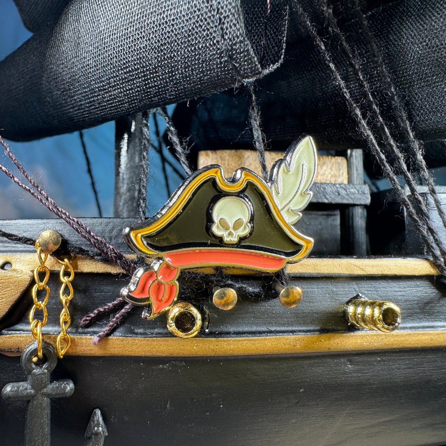 Skull Pirate Hat Pin